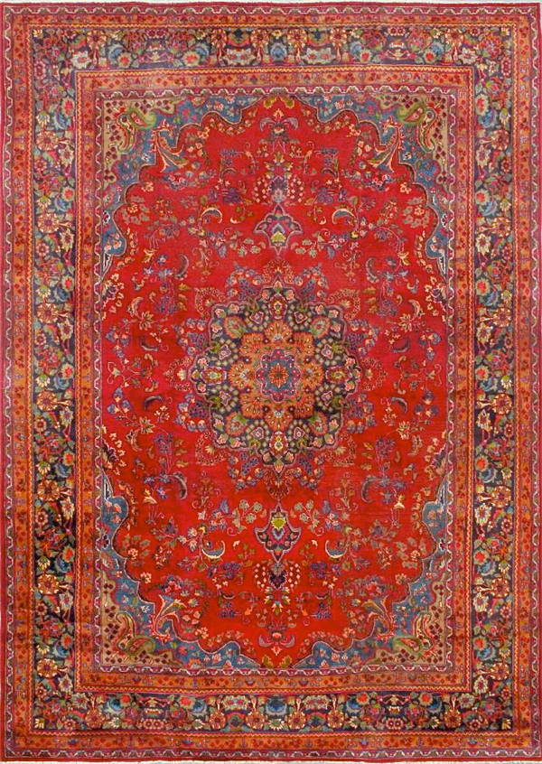 Vintage 10x13' rug… CynthiaWeber.com