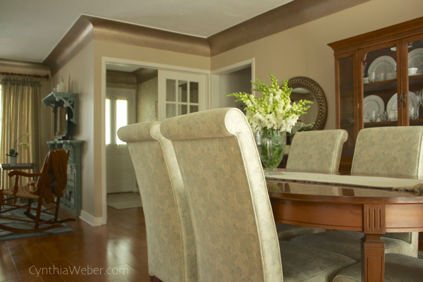 Dining room redone… using Modern Masters Matte Matallic paint for coving detail. CynthiaWeber.com